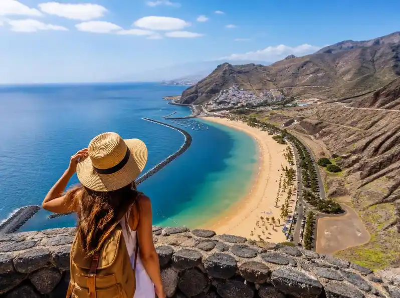 Planificar una escapada ideal y viajar a canarias en noviembre con éxito